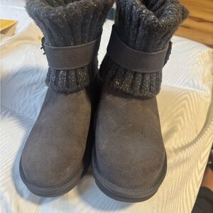UGG Charcoal Knit Cuff Boots